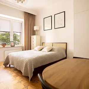  Apartament Komfortowy W Scislym Centrum Warszawy Comfortable In The Very Center Of