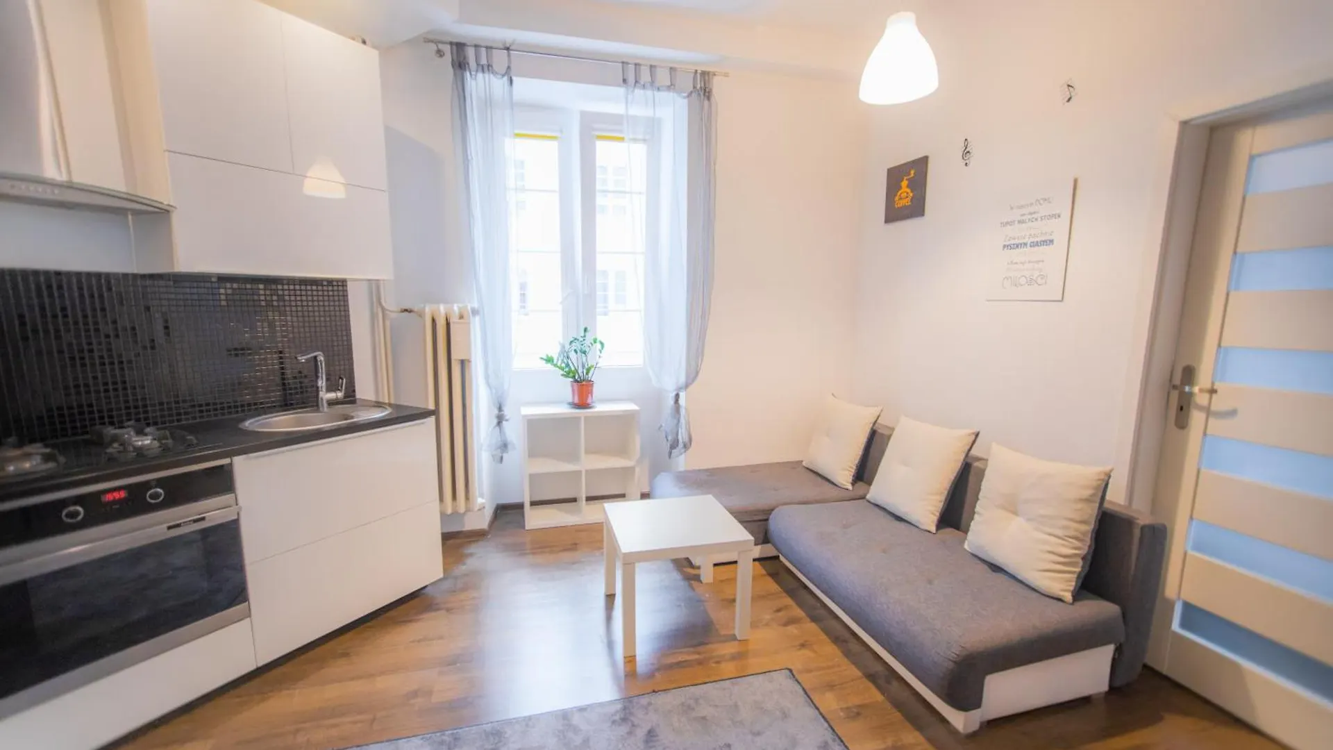 Apartament Poznanska Apartment. Great Location. City Center Warszawa