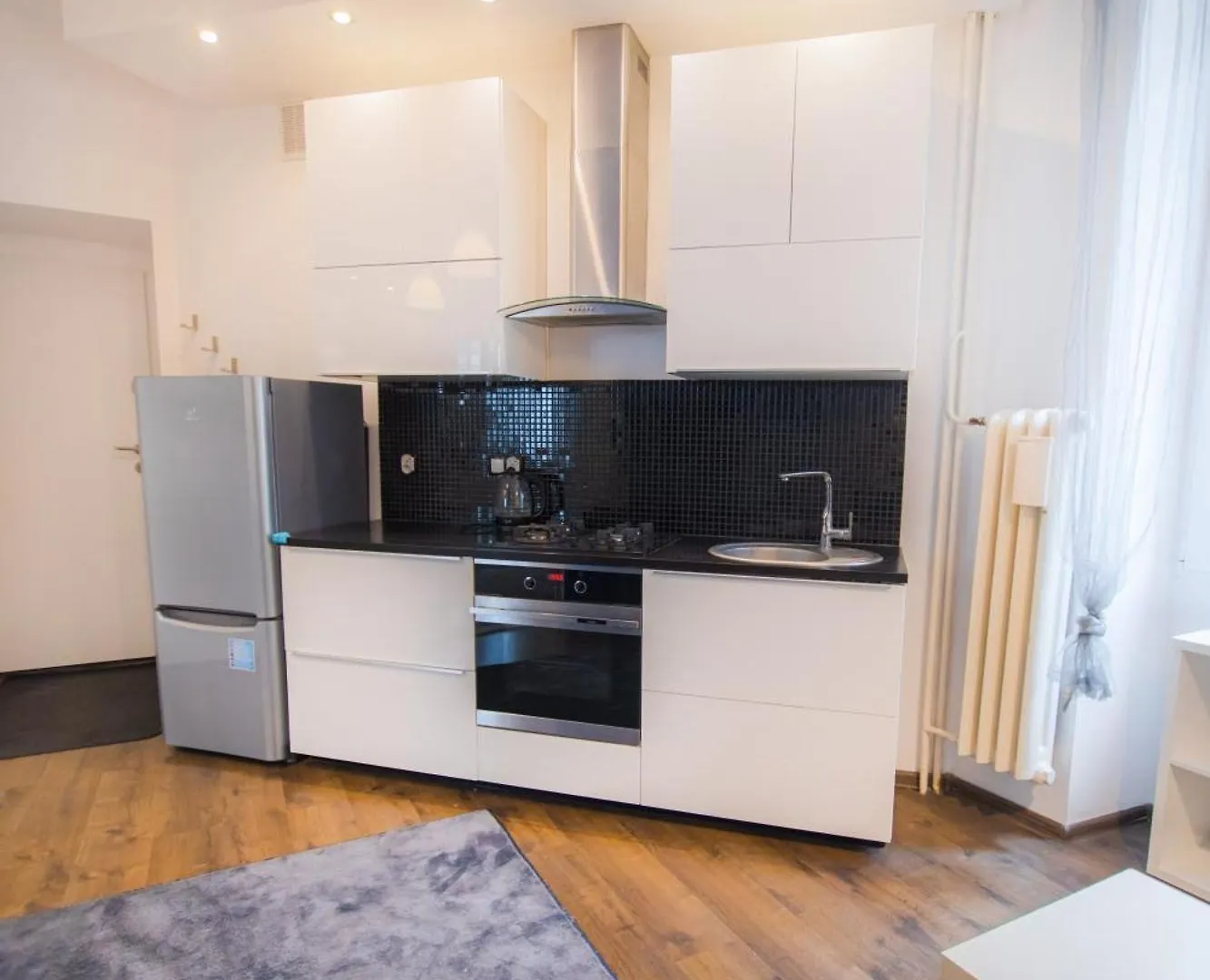 Poznanska Apartment. Great Location. City Center Warszawa 0*,